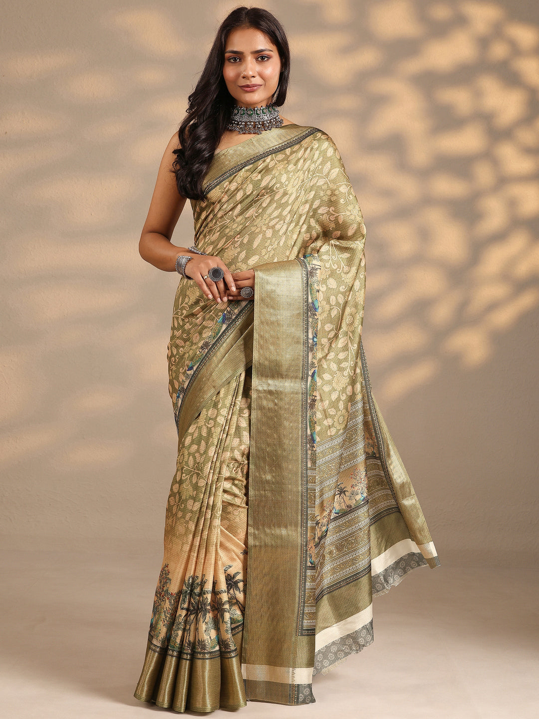 Green Printed Silk Blend Saree With Unstitched Blouse Piece