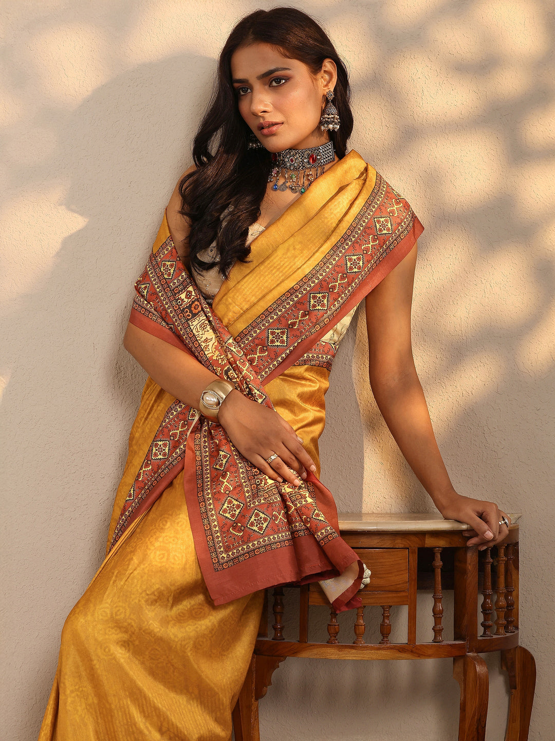 Mustard Woven Design Silk Blend Saree With Unstitched Blouse Piece