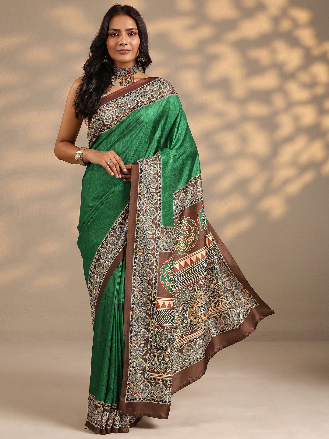 Green Printed Silk Blend Saree With Unstitched Blouse Piece