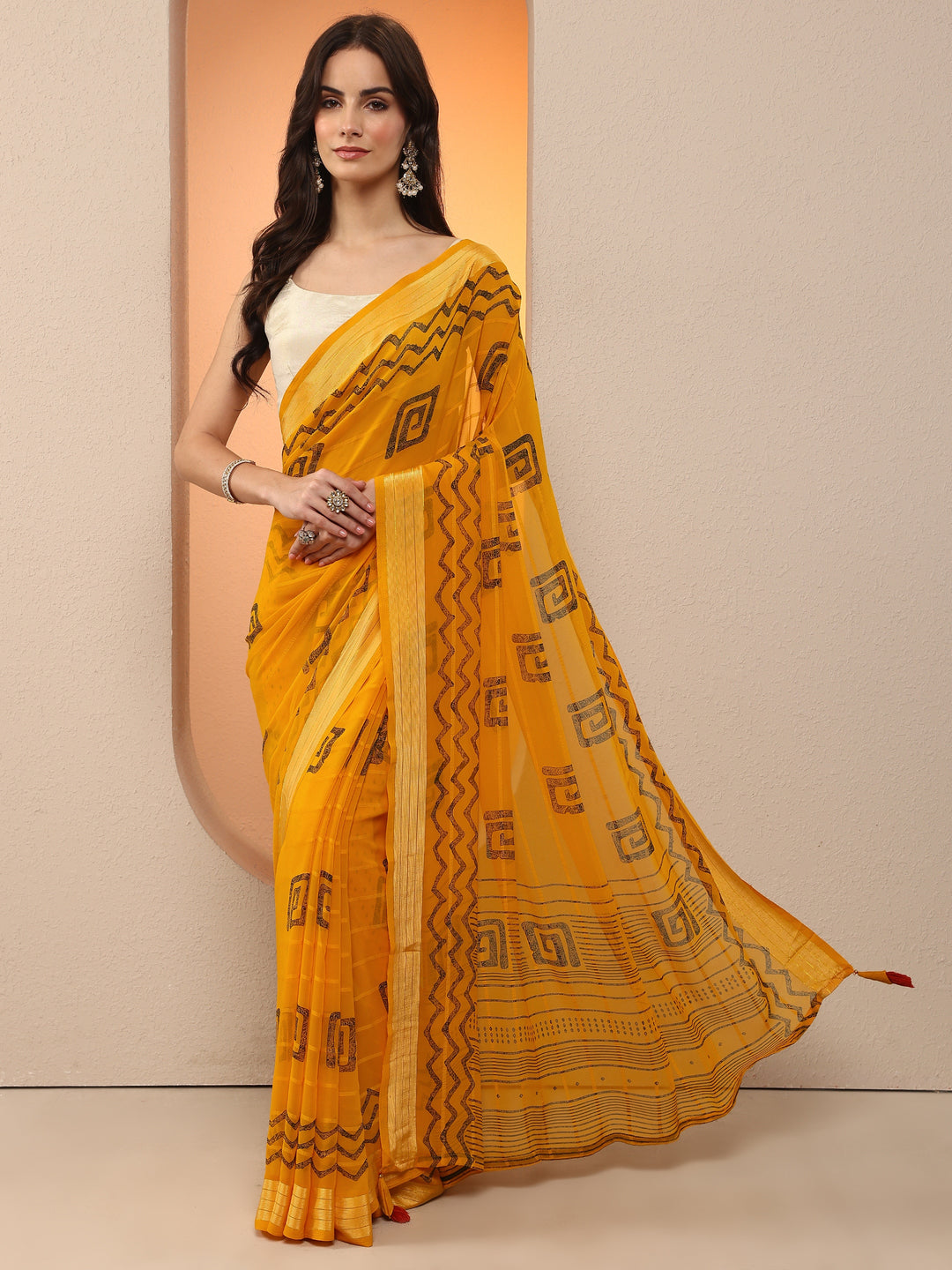 Mustard Printed Georgette Saree With Unstitched Blouse Piece
