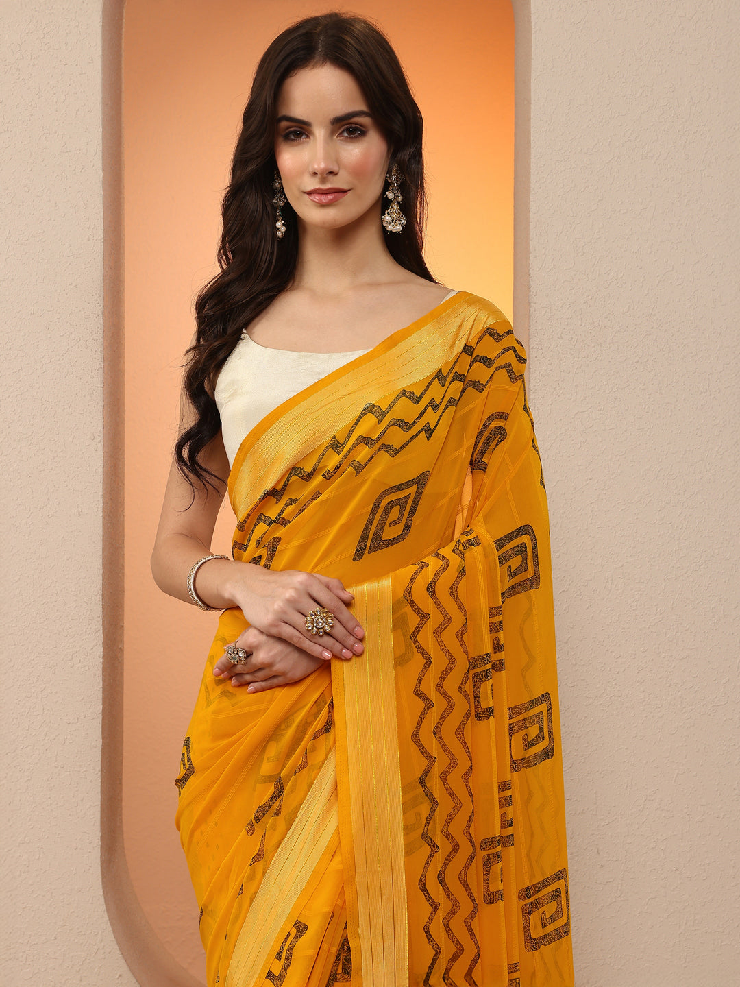 Mustard Printed Georgette Saree With Unstitched Blouse Piece