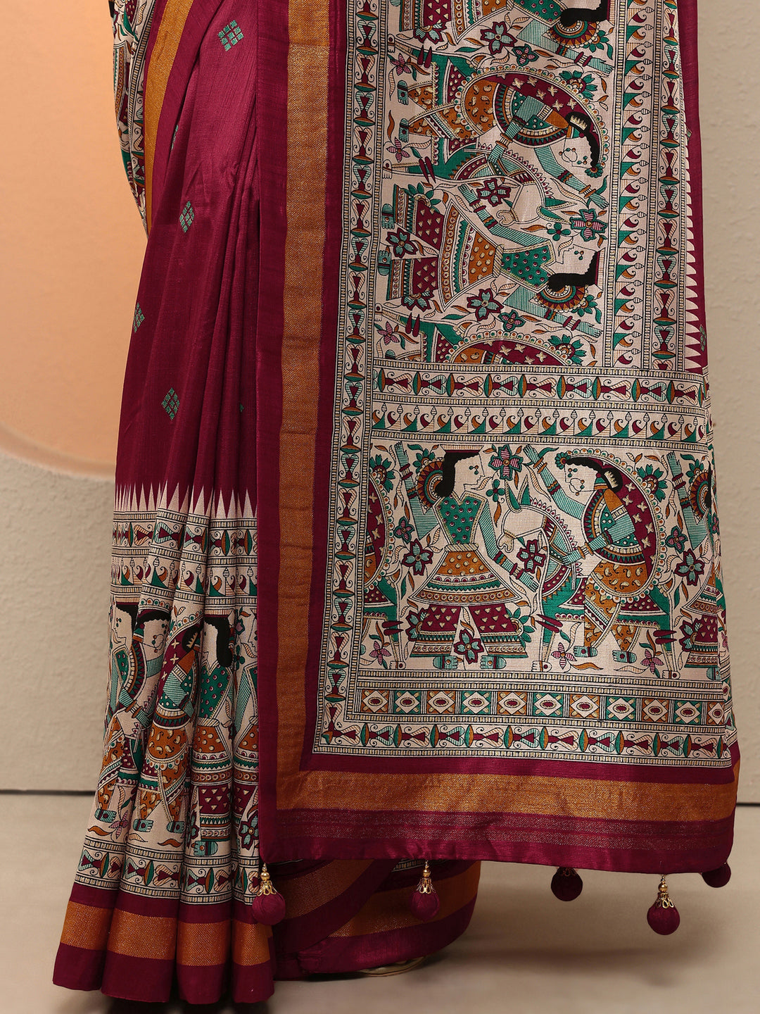 Maroon Printed Silk Blend Saree With Unstitched Blouse Piece