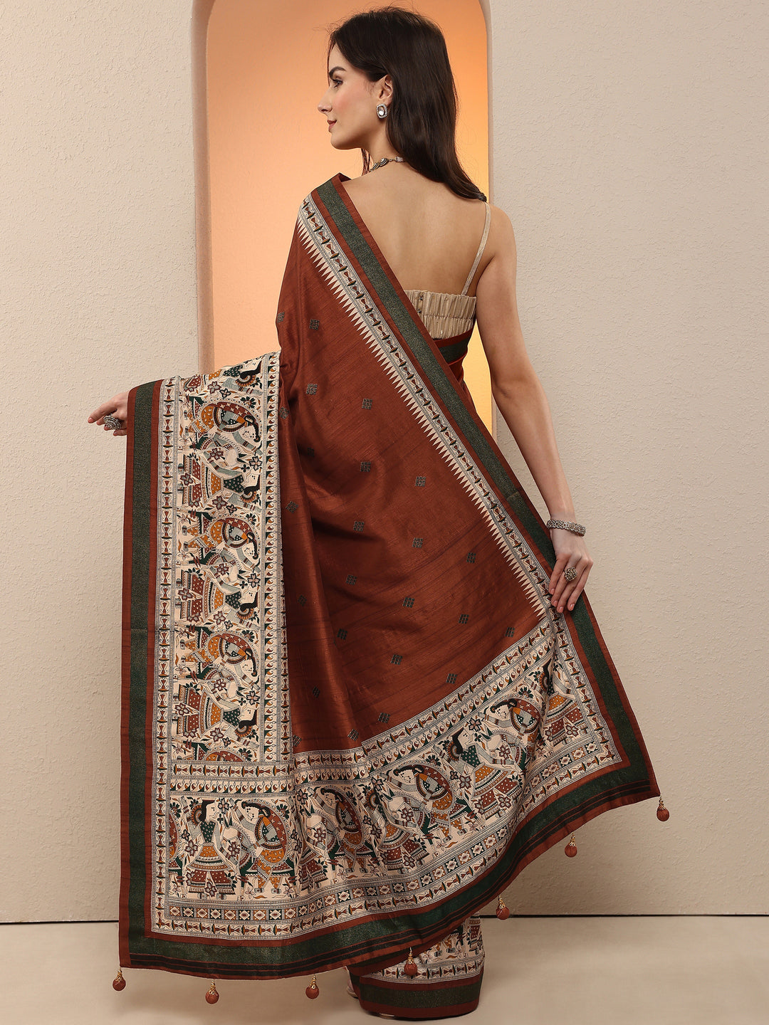 Rust Printed Silk Blend Saree With Unstitched Blouse Piece