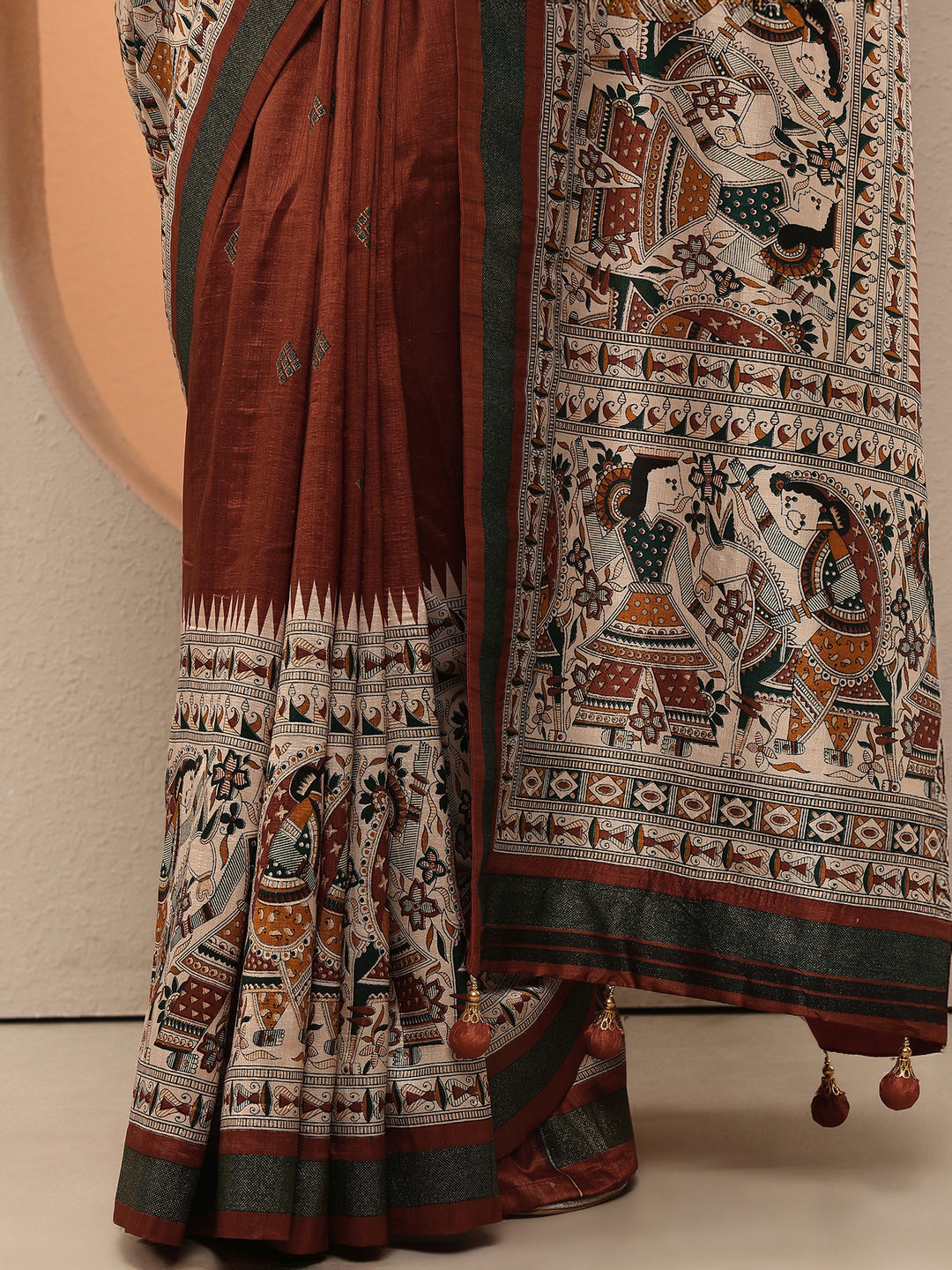 Rust Printed Silk Blend Saree With Unstitched Blouse Piece
