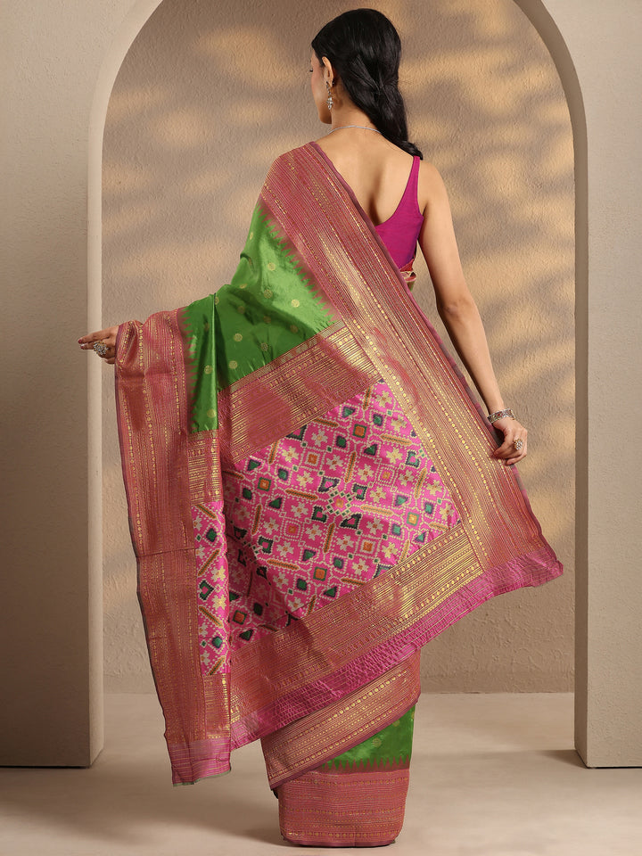 Green Woven Design Silk Blend Saree With Unstitched Blouse Piece