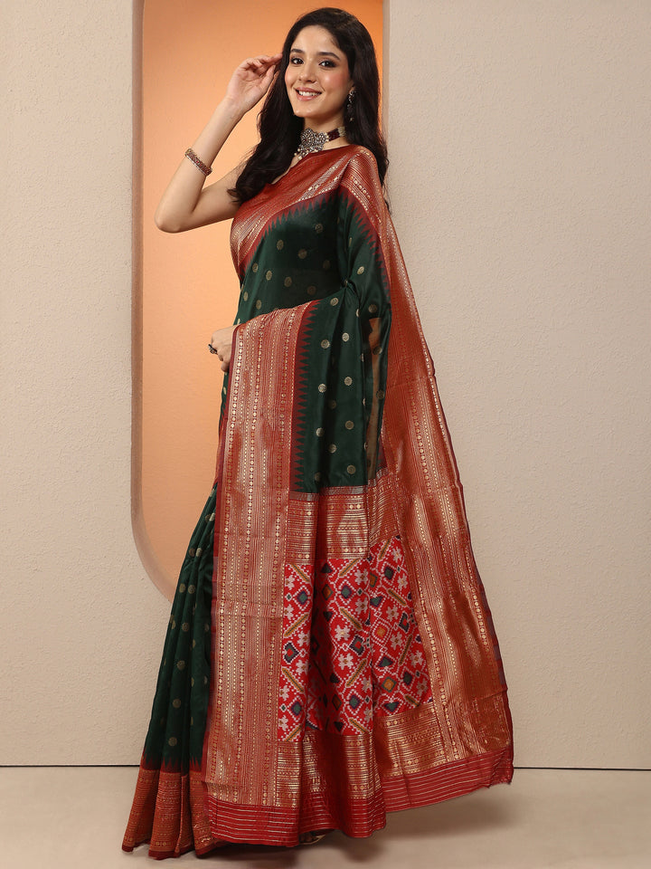 Green Woven Design Silk Blend Saree With Unstitched Blouse Piece