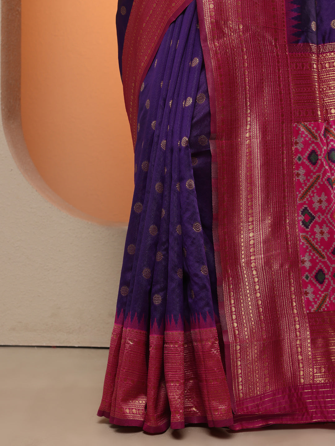 Purple Woven Design Silk Blend Saree With Unstitched Blouse Piece