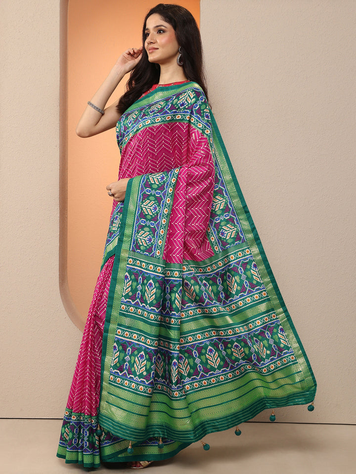 Pink Chevron Printed Silk Blend Saree With Unstitched Blouse Piece