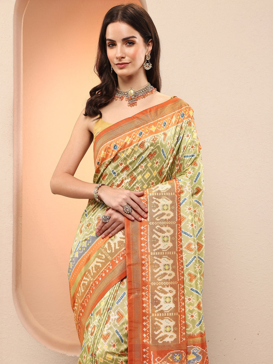 Green Printed Silk Blend Sarees With Unstitched Blouse Piece