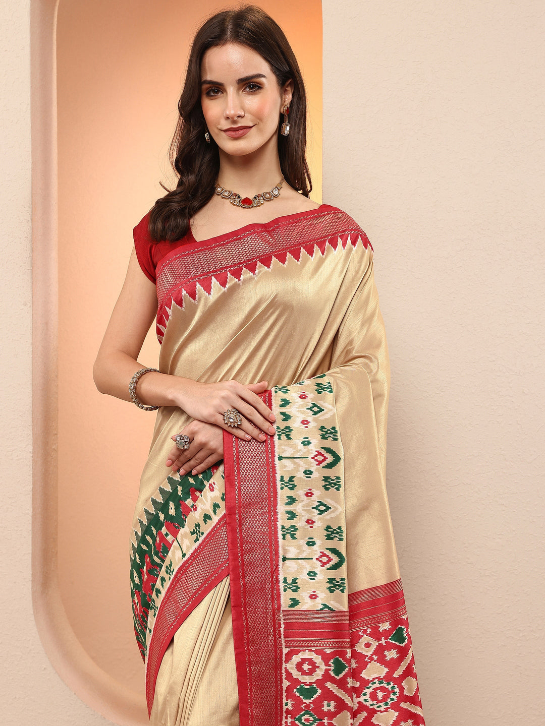 Gold Printed Silk Blend Sarees With Unstitched Blouse Piece