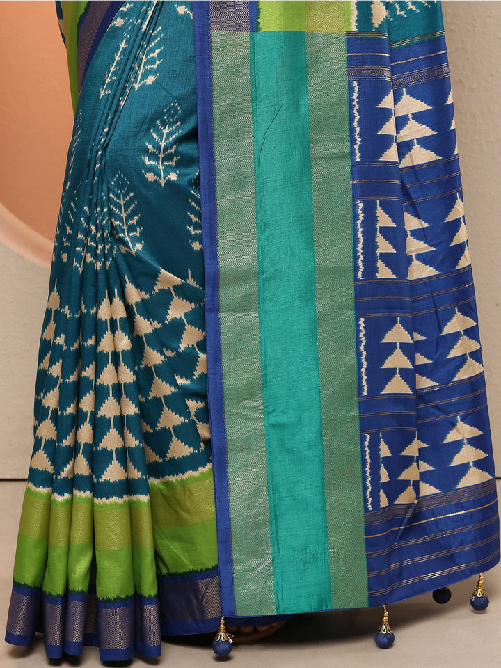 Blue Printed Silk Blend Sarees With Unstitched Blouse Piece