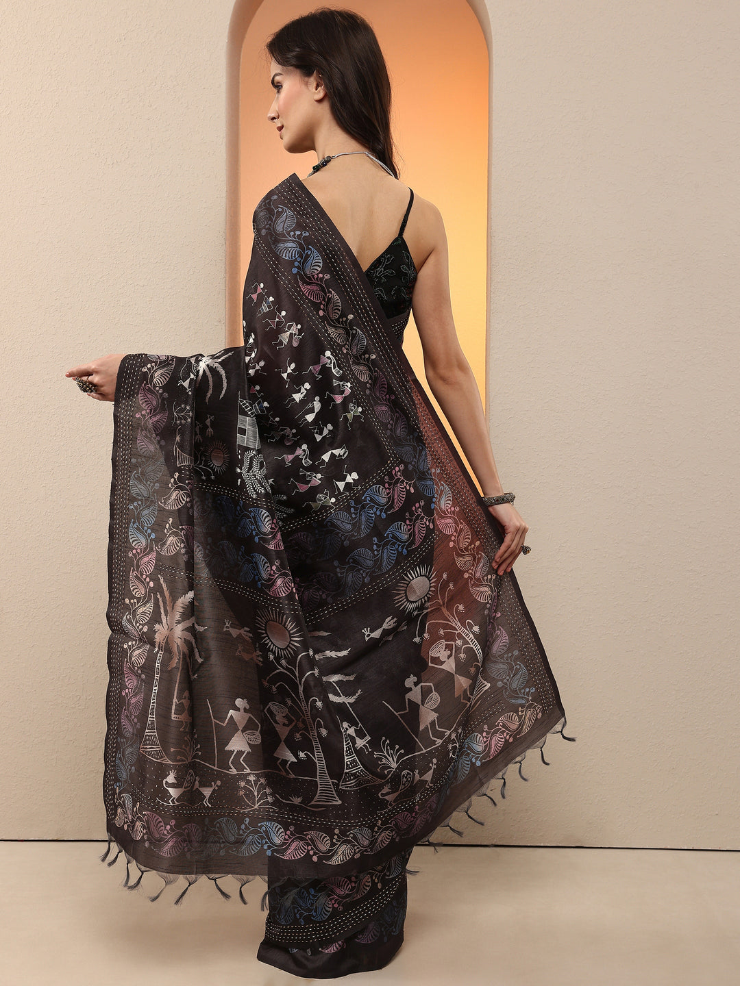 Black Kalamkari Printed Silk Blend Saree With Unstitched Blouse Piece