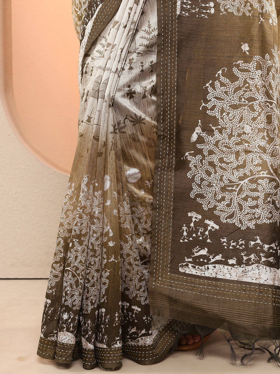 Brown Kalamkari Printed Sarees With Unstitched Blouse Piece