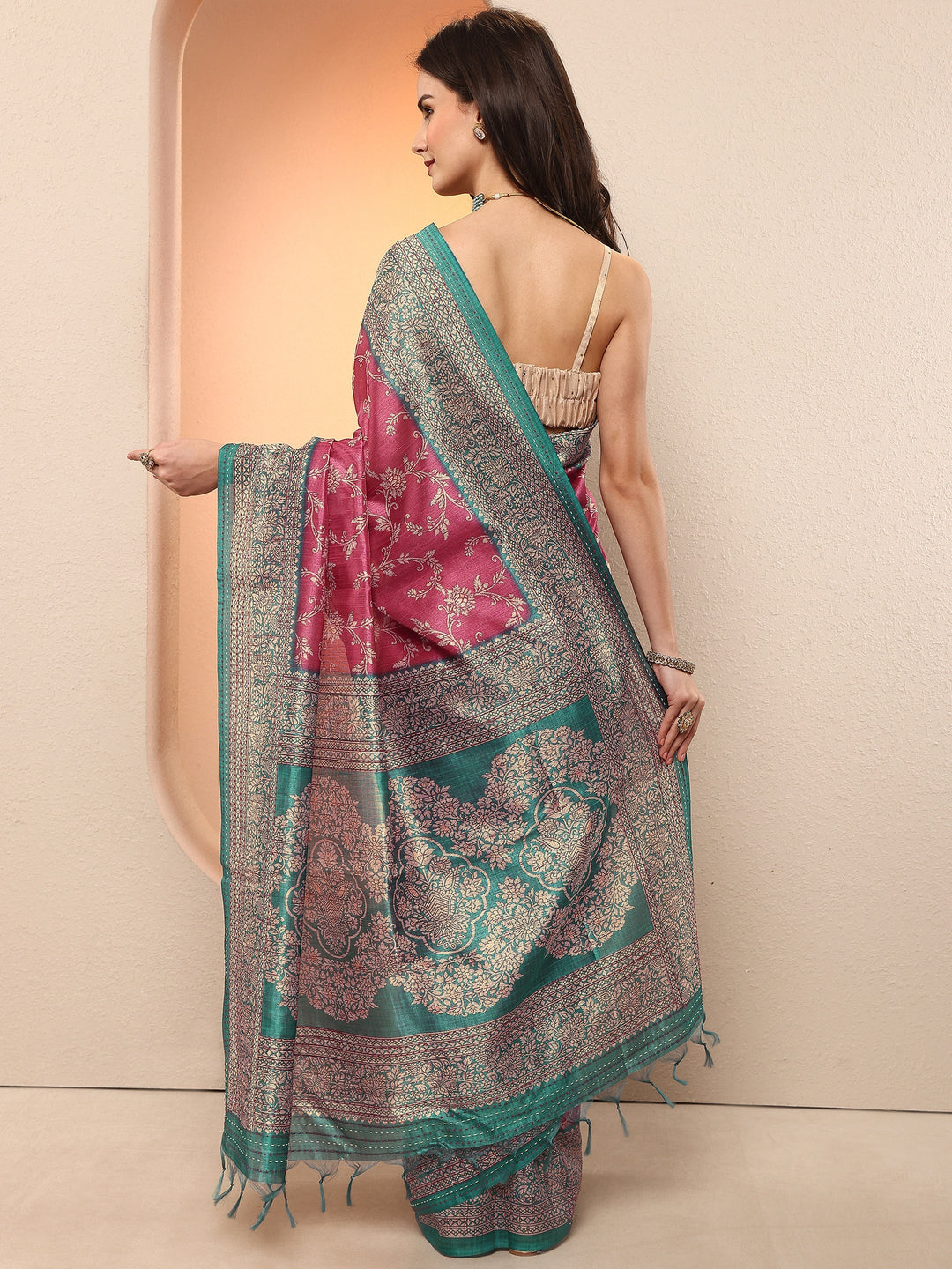 Pink Printed Silk Blend Sarees With Unstitched Blouse Piece