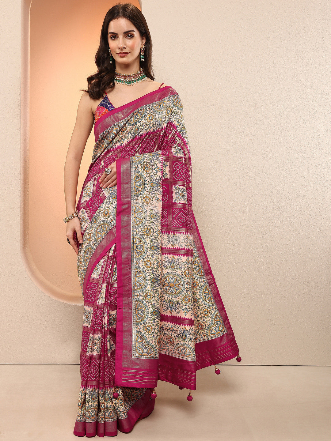 Pink Bandhani Printed Sarees With Unstitched Blouse Piece