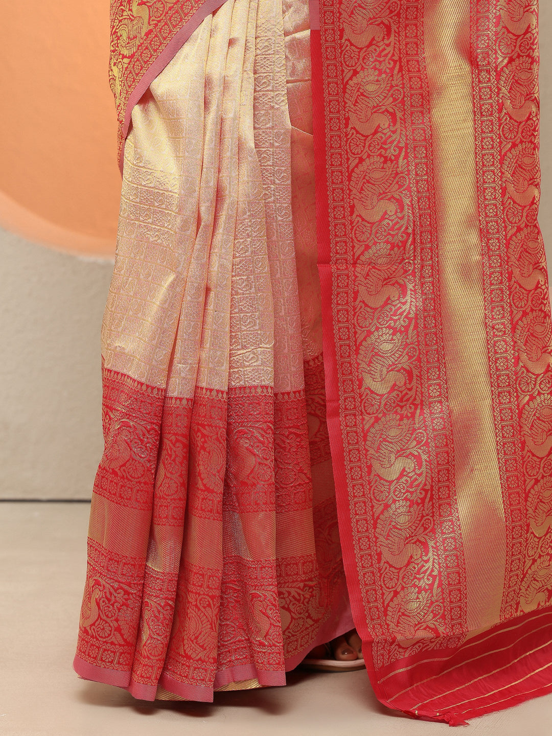 Peach Woven Design Silk Blend Sarees With Unstitched Blouse Piece