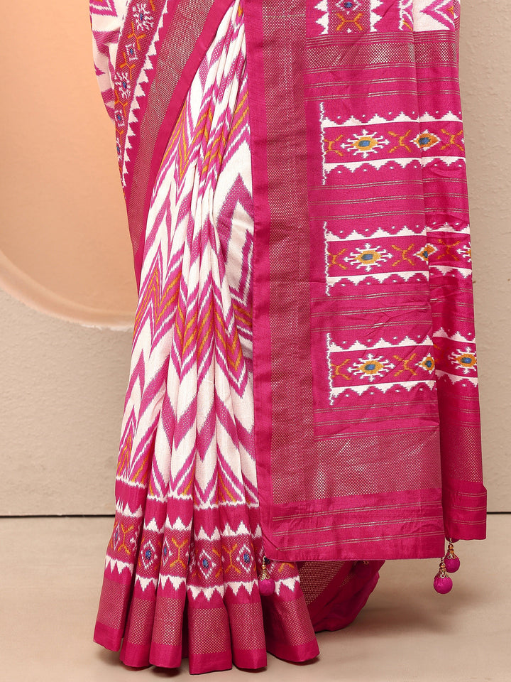 Pink Chevron Printed Sarees With Unstitched Blouse Piece