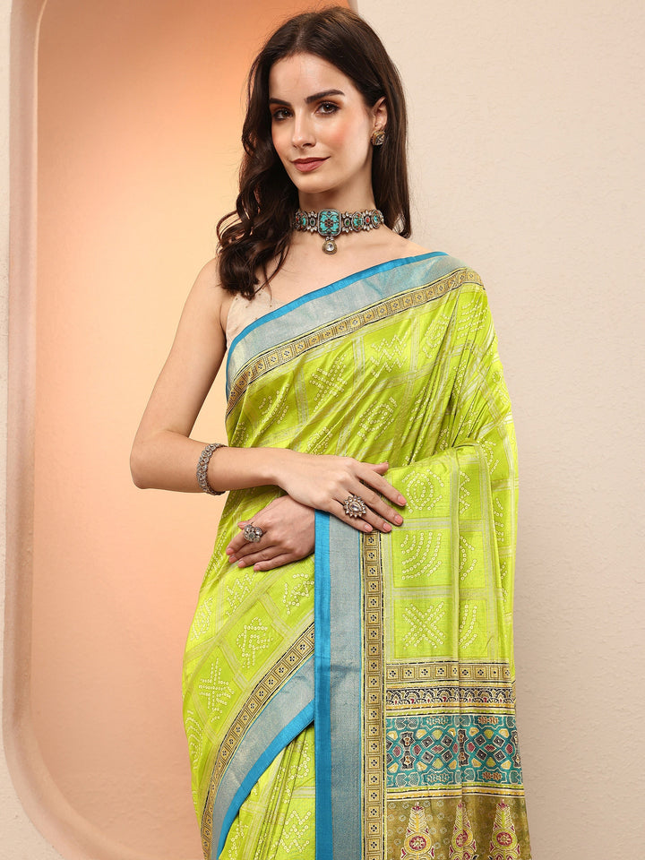 Green Bandhani Printed Sarees With Unstitched Blouse Piece