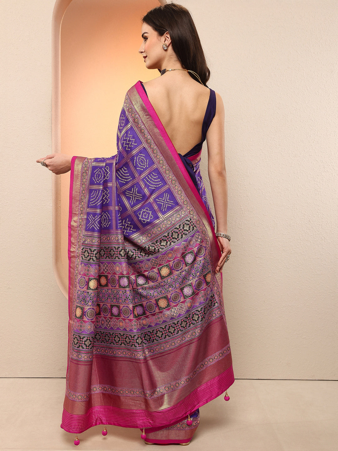 Purple Bandhani Printed Sarees With Unstitched Blouse Piece