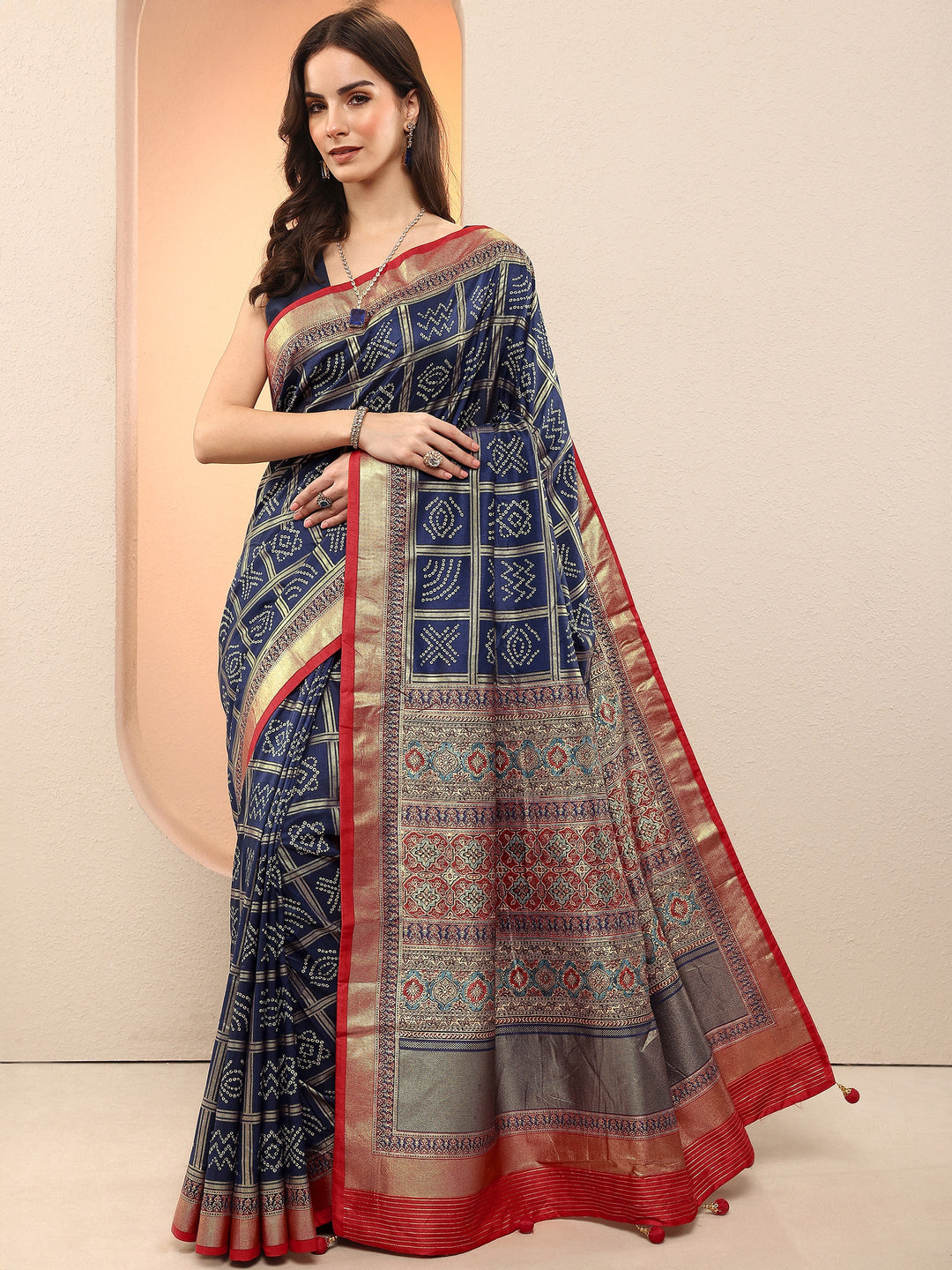 Navy Blue Bandhani Printed Sarees With Unstitched Blouse Piece