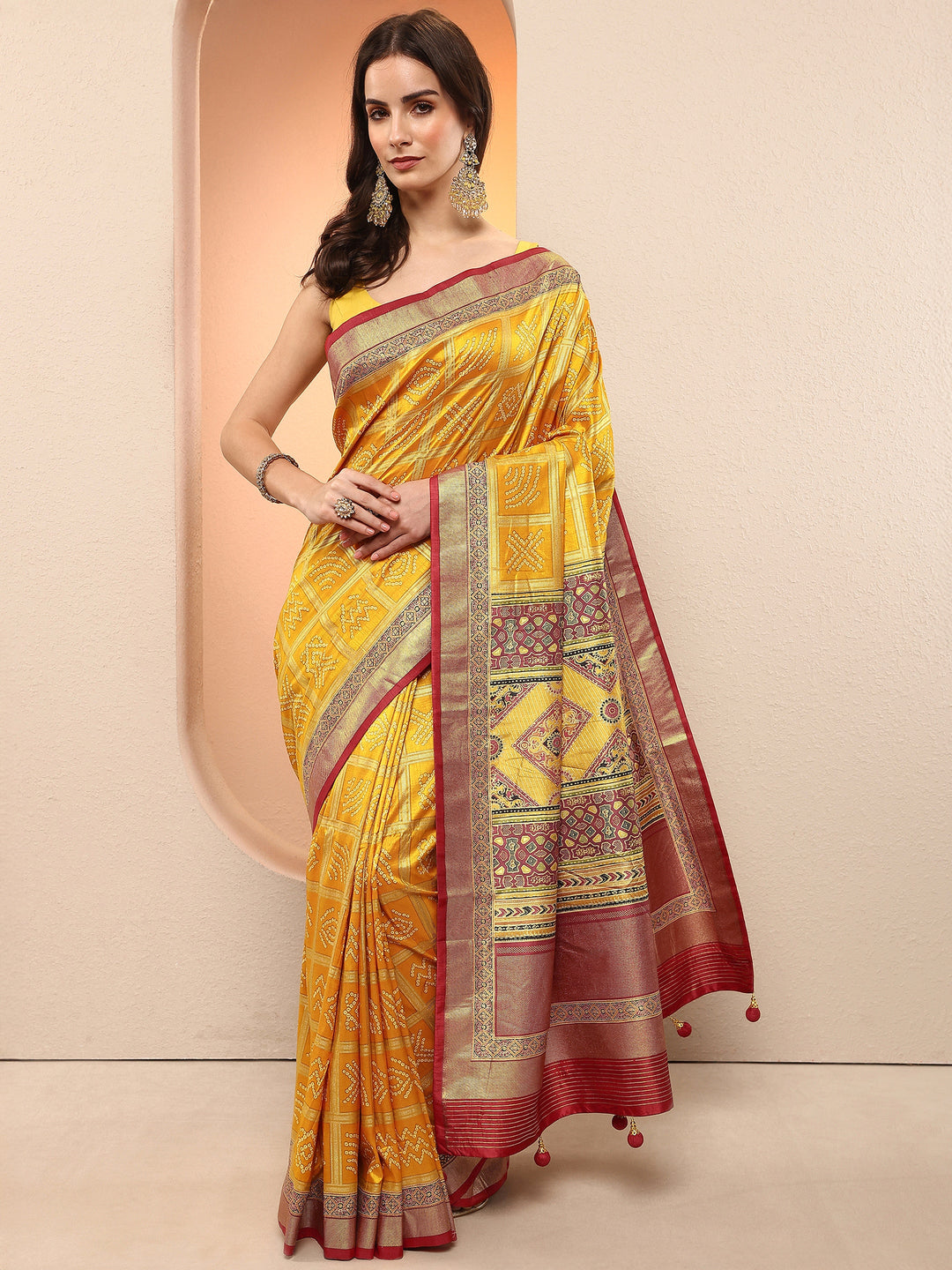 Mustard Bandhani Printed Sarees With Unstitched Blouse Piece