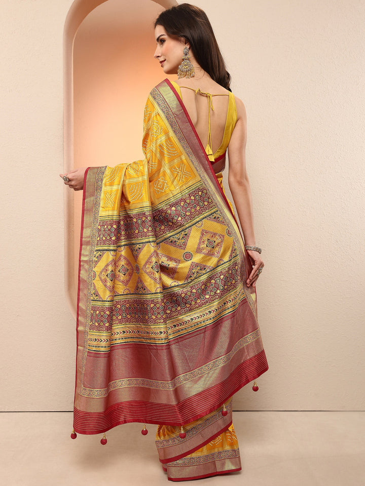Mustard Bandhani Printed Sarees With Unstitched Blouse Piece