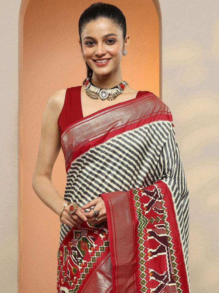 Grey Leheriya Printed Silk Blend Saree With Unstitched Blouse Piece