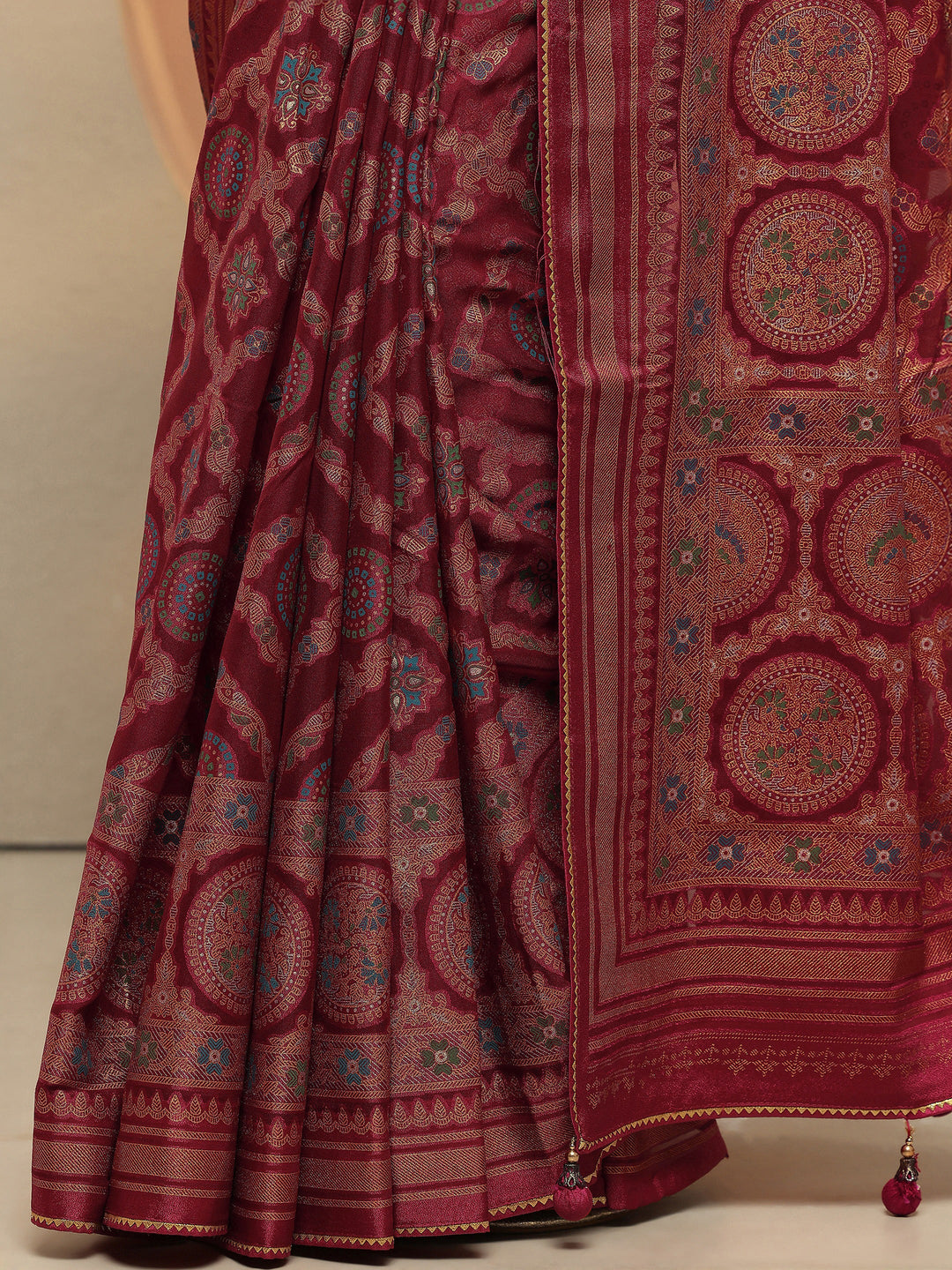 Magenta Printed Georgette Saree With Unstitched Blouse Piece