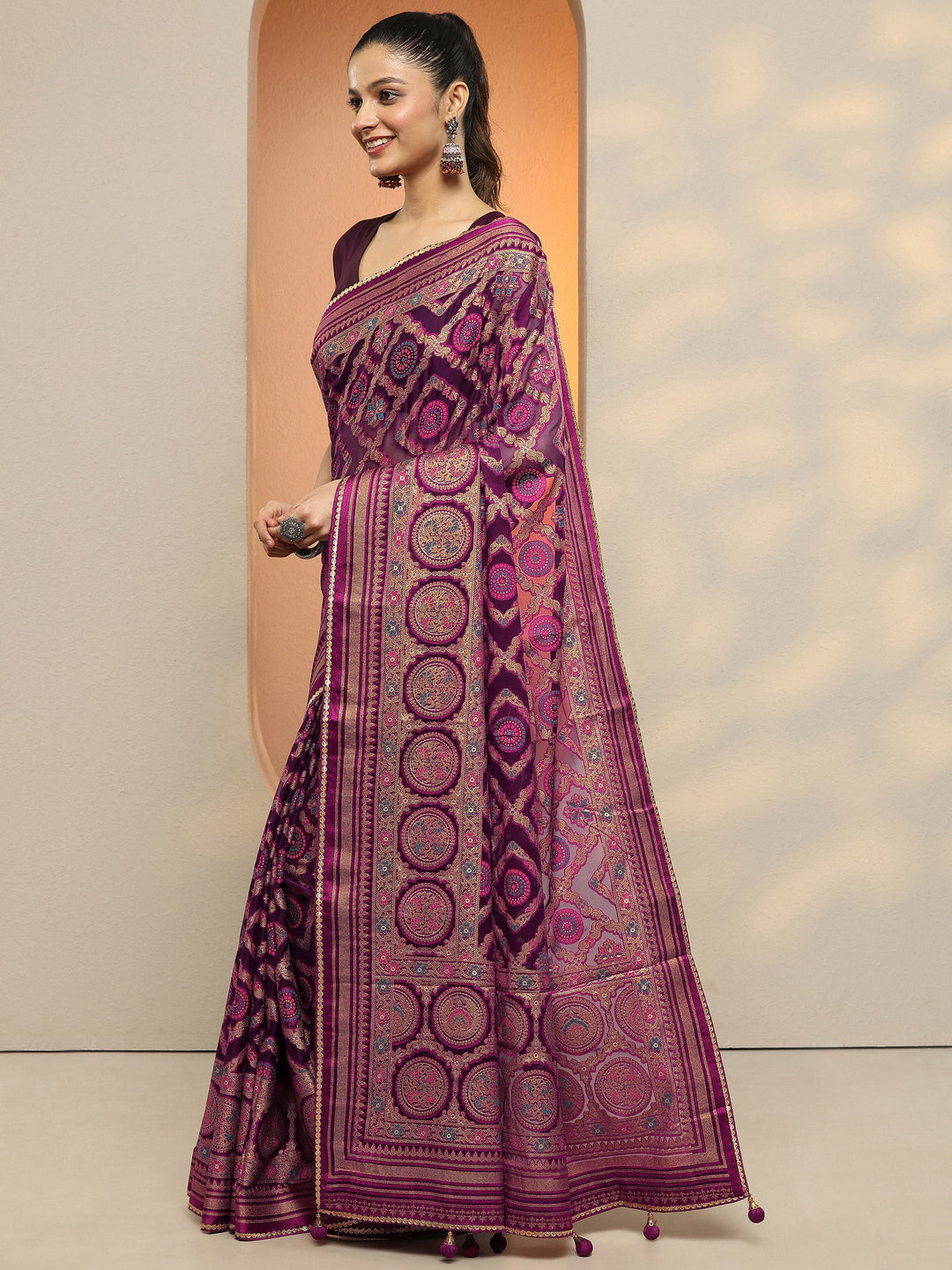 Purple Printed Georgette Saree With Unstitched Blouse Piece