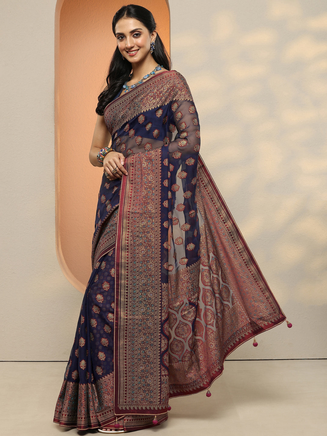 Navy Blue Printed Georgette Saree With Unstitched Blouse Piece