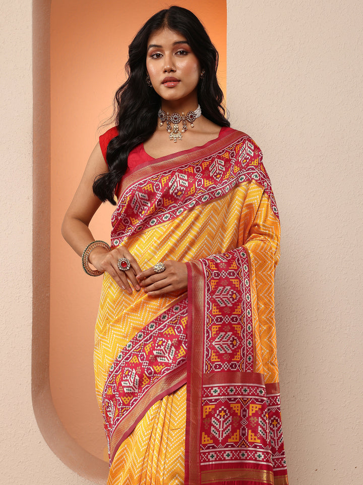 Mustard Chevron Woven Design Silk Blend Saree With Unstitched Blouse Piece