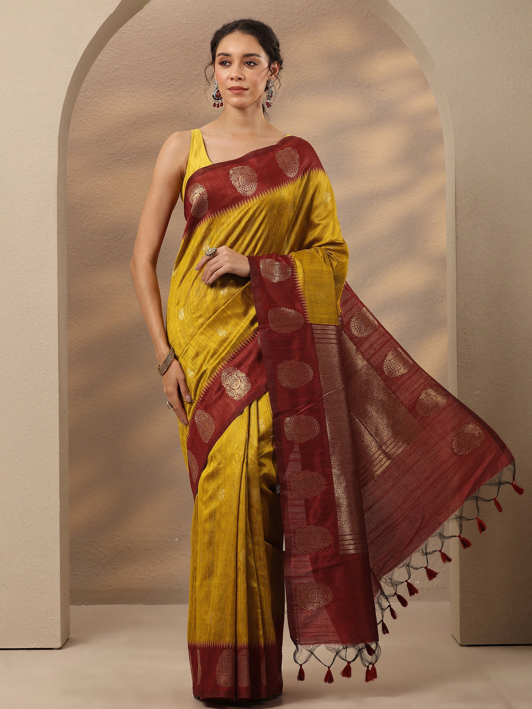 Mustard Woven Design Silk Blend Saree With Unstitched Blouse Piece