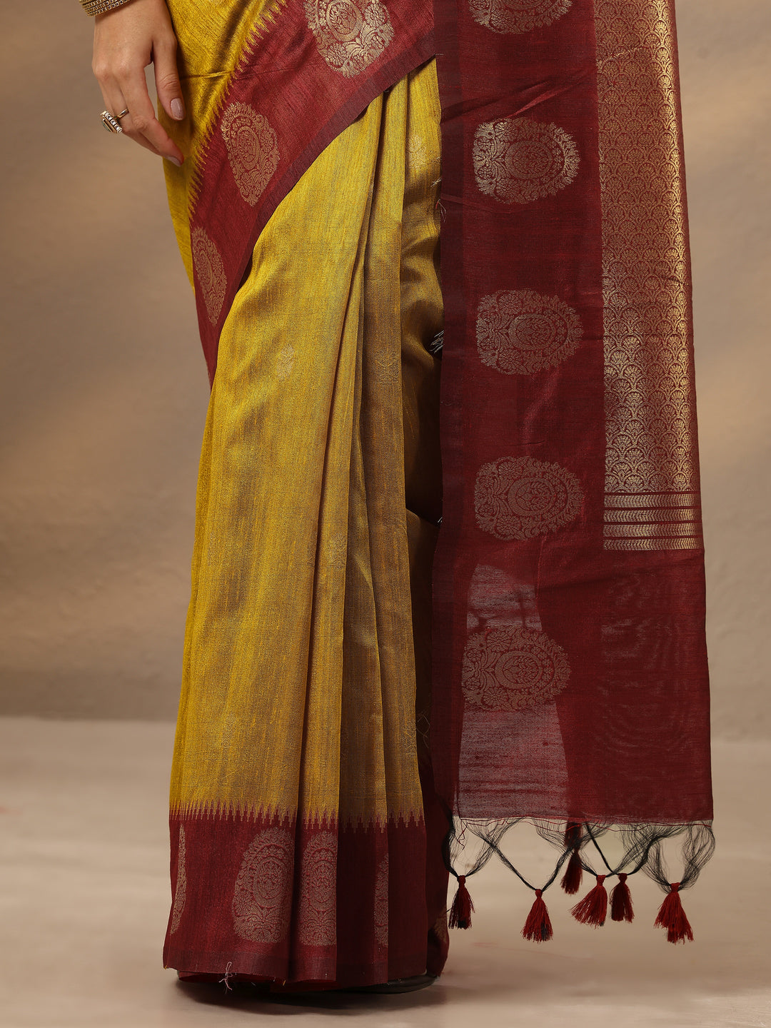 Mustard Woven Design Silk Blend Saree With Unstitched Blouse Piece
