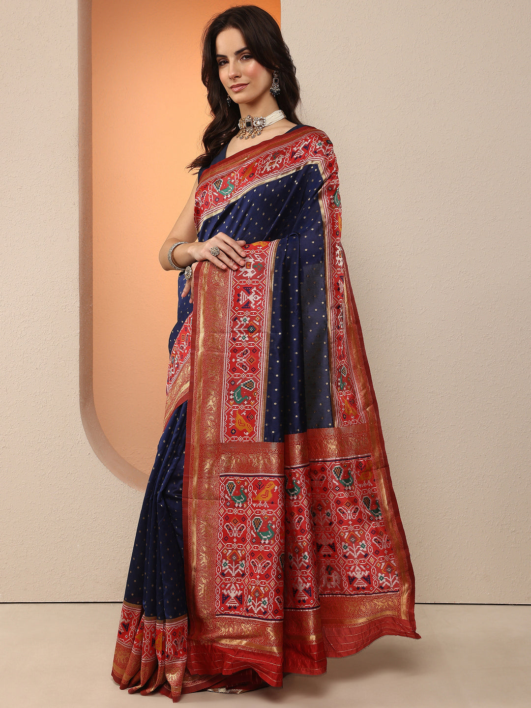 Navy Blue Woven Design Silk Blend Saree With Unstitched Blouse Piece