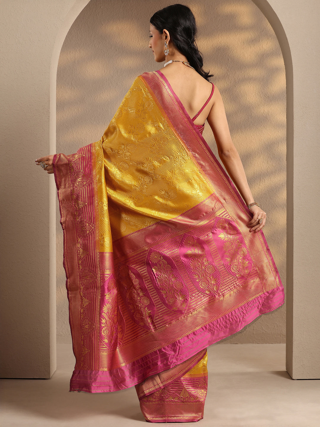 Mustard Woven Design Silk Blend Banarasi Saree With Unstitched Blouse Piece