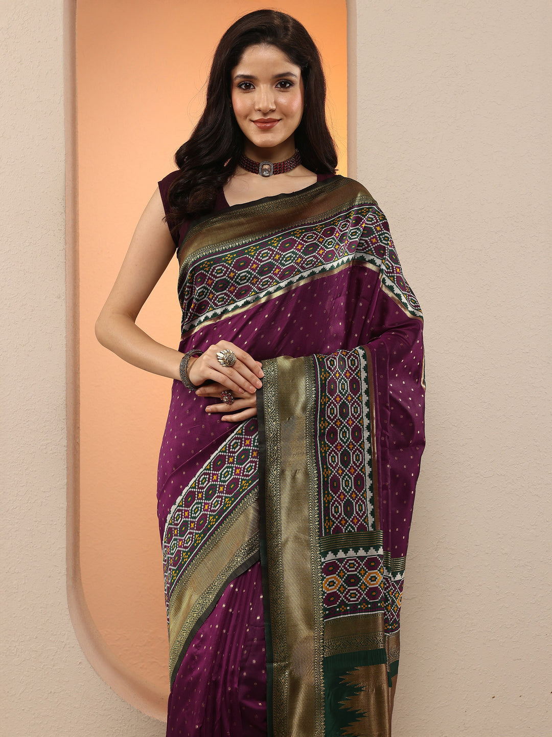 Burgundy Woven Design Silk Blend Saree With Unstitched Blouse Piece