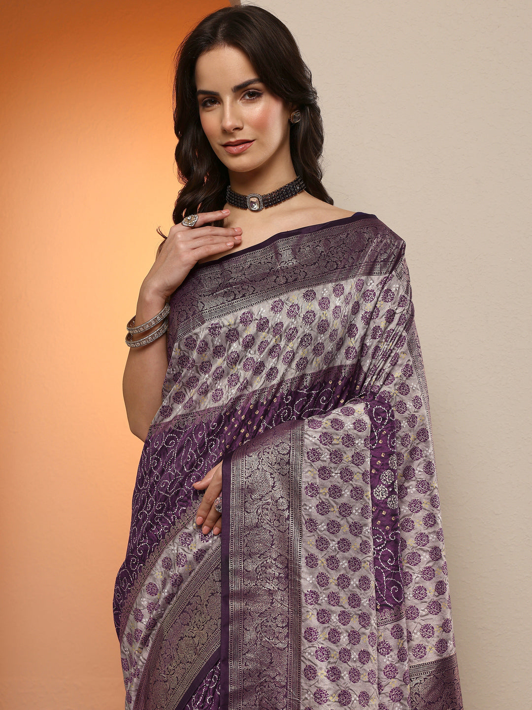 Purple Printed Silk Blend Saree With Unstitched Blouse Piece