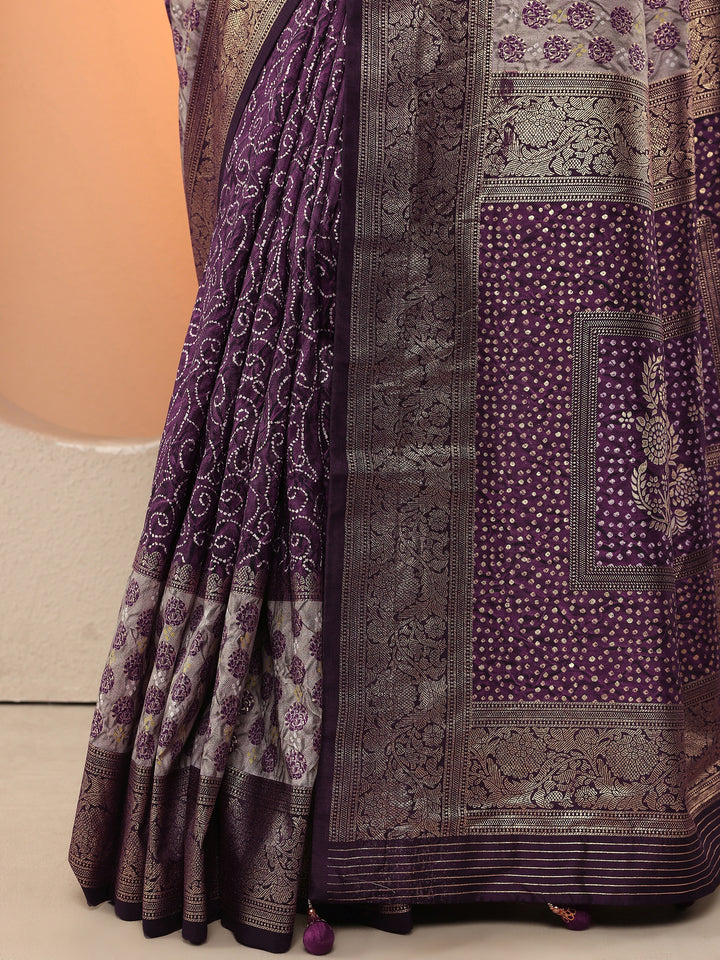 Purple Printed Silk Blend Saree With Unstitched Blouse Piece