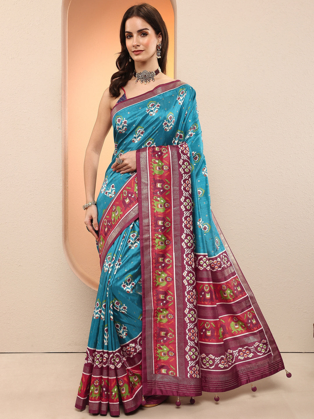 Blue Printed Silk Blend Sarees With Unstitched Blouse Piece