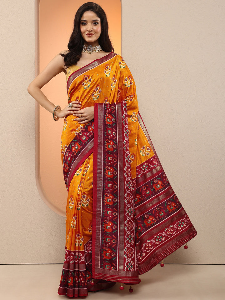 Mustard Printed Silk Blend Saree With Unstitched Blouse Piece