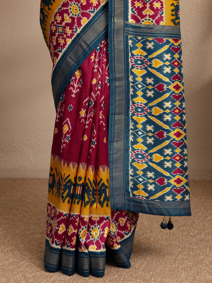 Magenta Printed Silk Blend Saree With Unstitched Blouse Piece