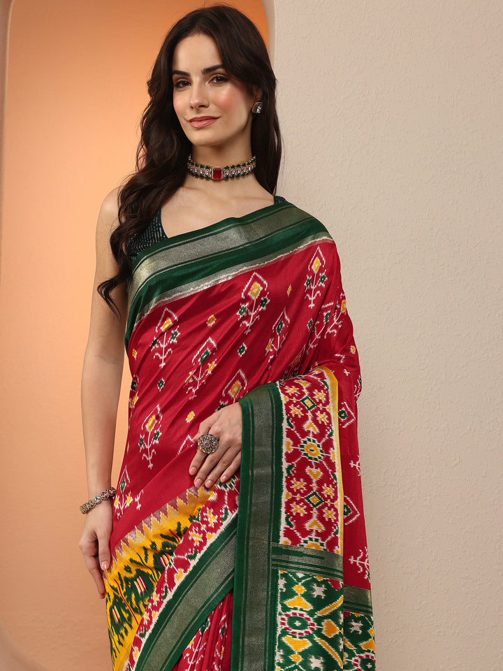 Red Printed Silk Blend Saree With Unstitched Blouse Piece
