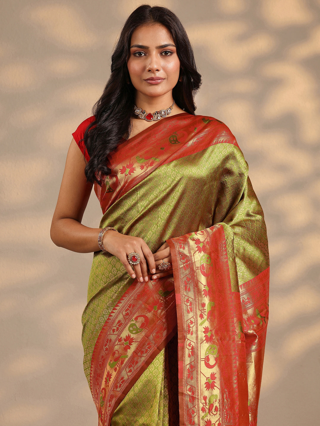 Green Woven Design Silk Blend Saree With Unstitched Blouse Piece