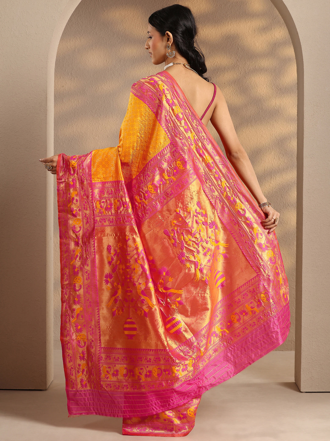 Yellow Woven Design Silk Blend Banarasi Saree With Unstitched Blouse Piece
