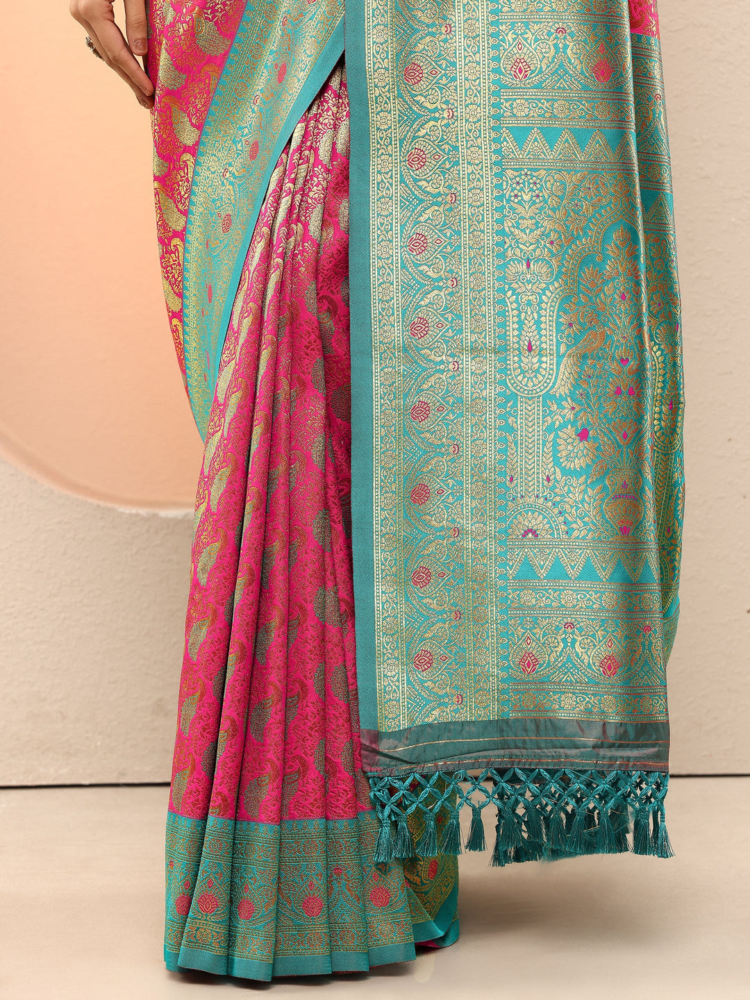 Pink Woven Design Silk Blend Sarees With Unstitched Blouse Piece