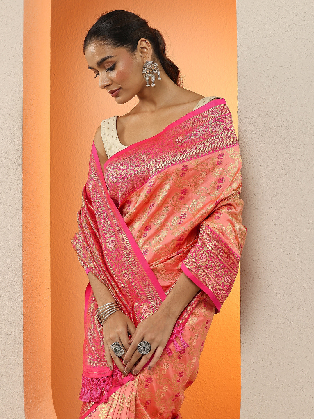 Peach Woven Design Silk Blend Sarees With Unstitched Blouse Piece