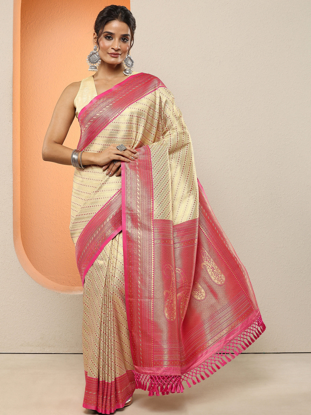 Cream Woven Design Silk Blend Sarees With Unstitched Blouse Piece