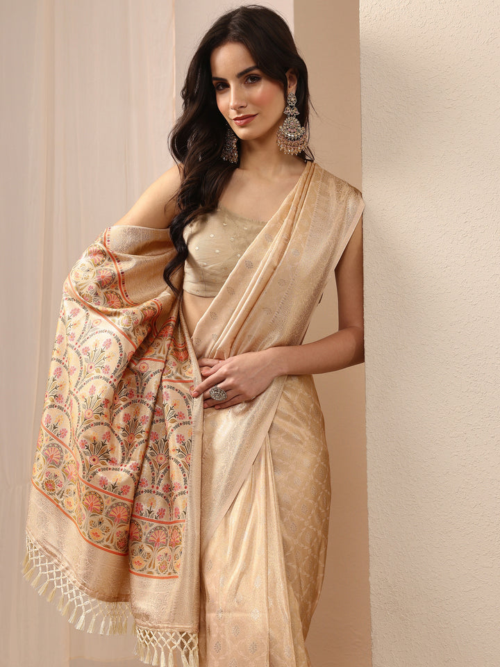Gold Woven Design Silk Blend Saree With Unstitched Blouse Piece