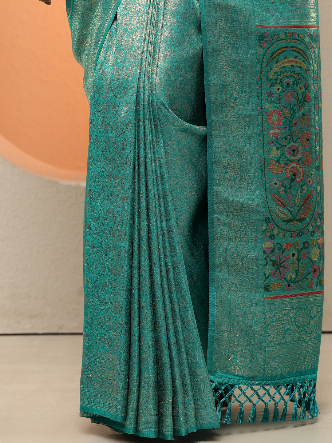 Green Woven Design Silk Blend Sarees With Unstitched Blouse Piece