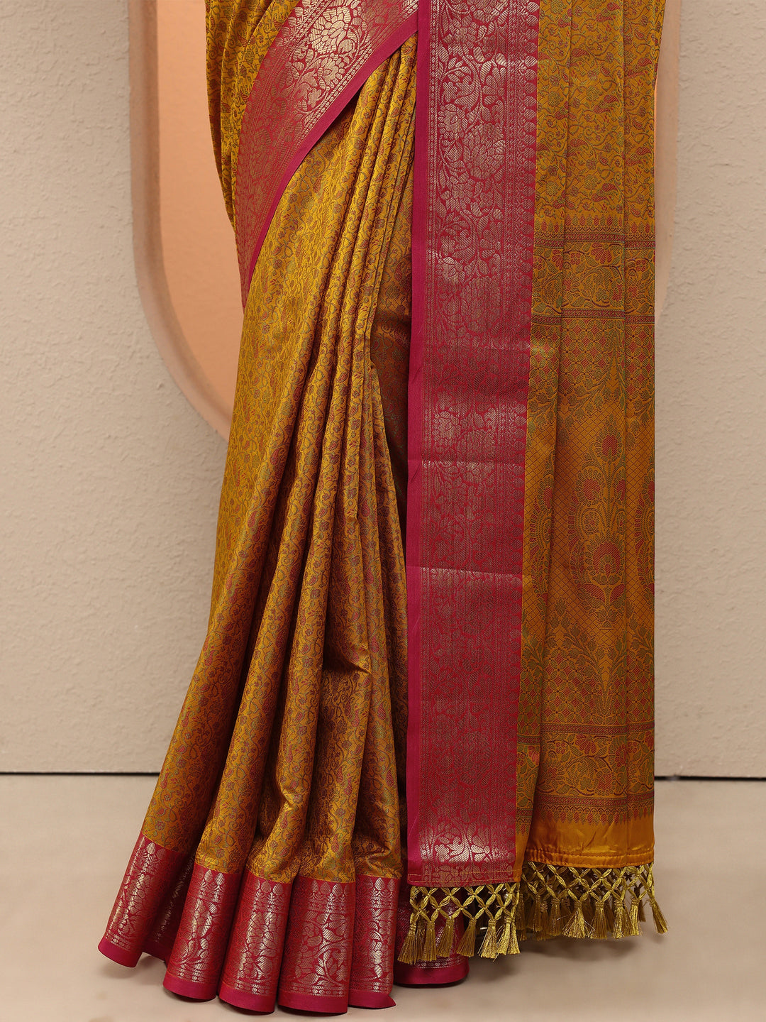 Mustard Woven Design Silk Blend Saree With Unstitched Blouse Piece